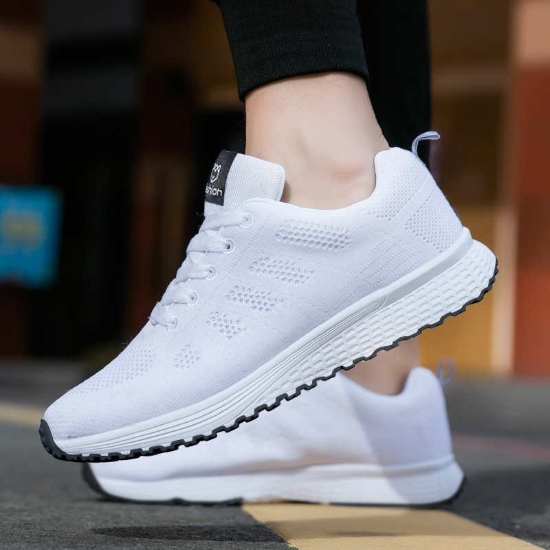 Zapatos de hombre, zapatillas  - Sports Equipment Brands reseña y precio